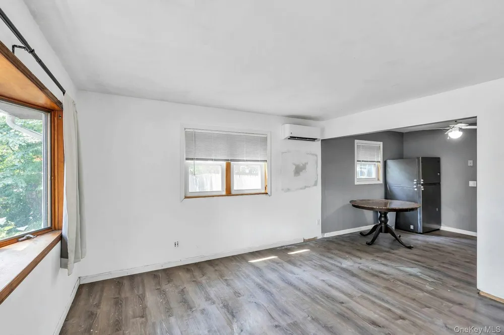 59 Probst Drive Shirley, NY 11967