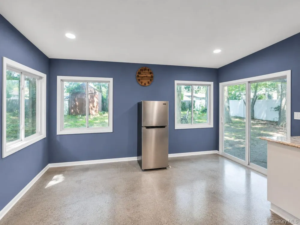 59 Probst Drive Shirley, NY 11967