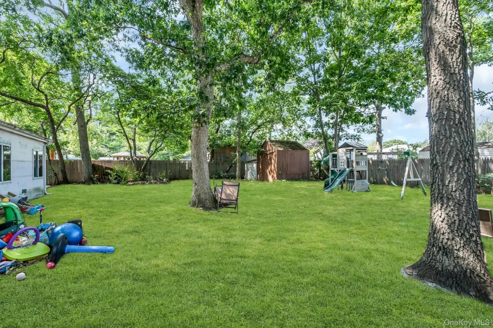 59 Probst Drive Shirley, NY 11967