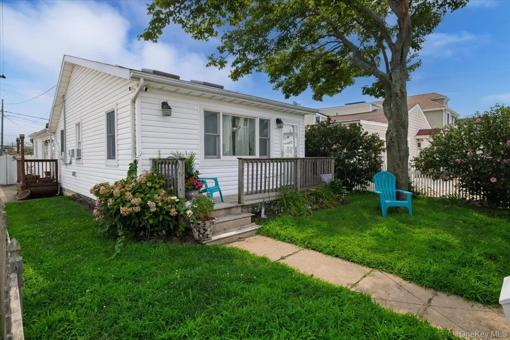 59 Kildare Road Island Park, NY 11558