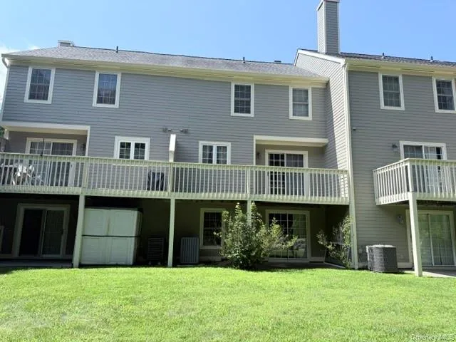 3905 Buttonwood Lane Carmel, NY 10512