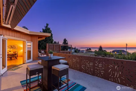 494 Labella Vista Way