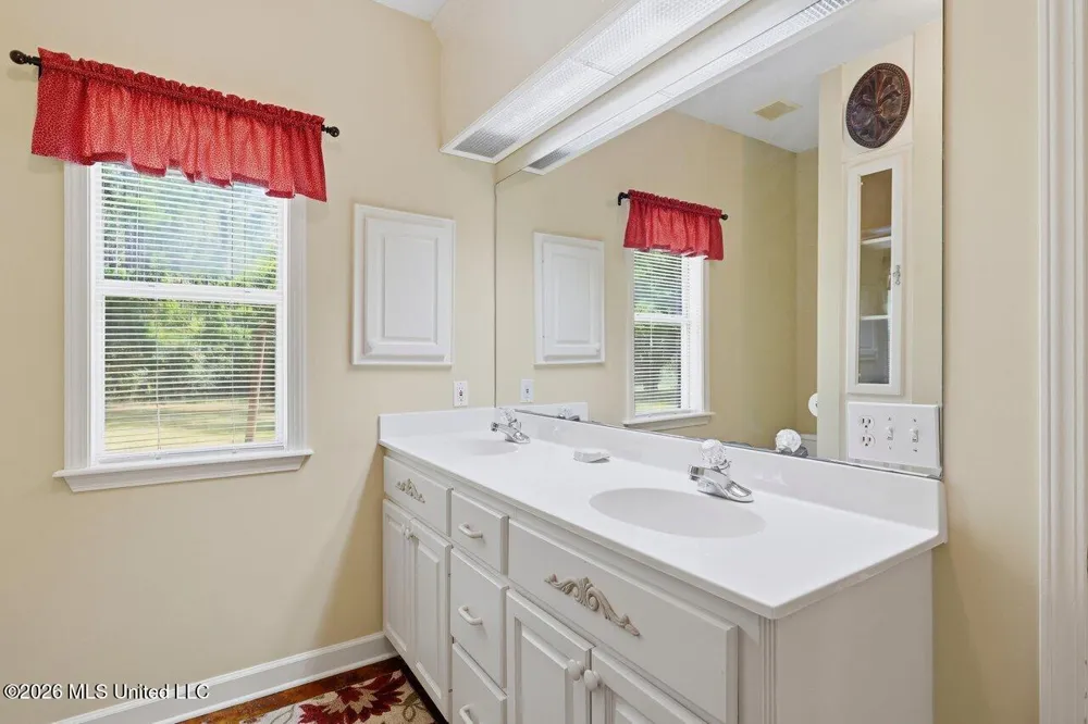 2265 Jack Johnson Road Terry, MS 39170