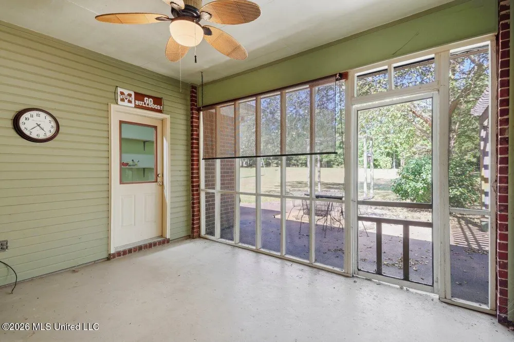 2265 Jack Johnson Road Terry, MS 39170