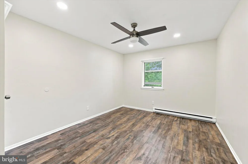 100 CAMPBELL CIRCLE #D-33 Downingtown, PA 19335