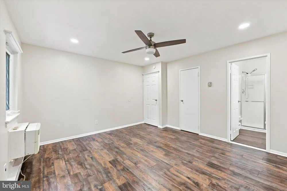 100 CAMPBELL CIRCLE #D-33 Downingtown, PA 19335