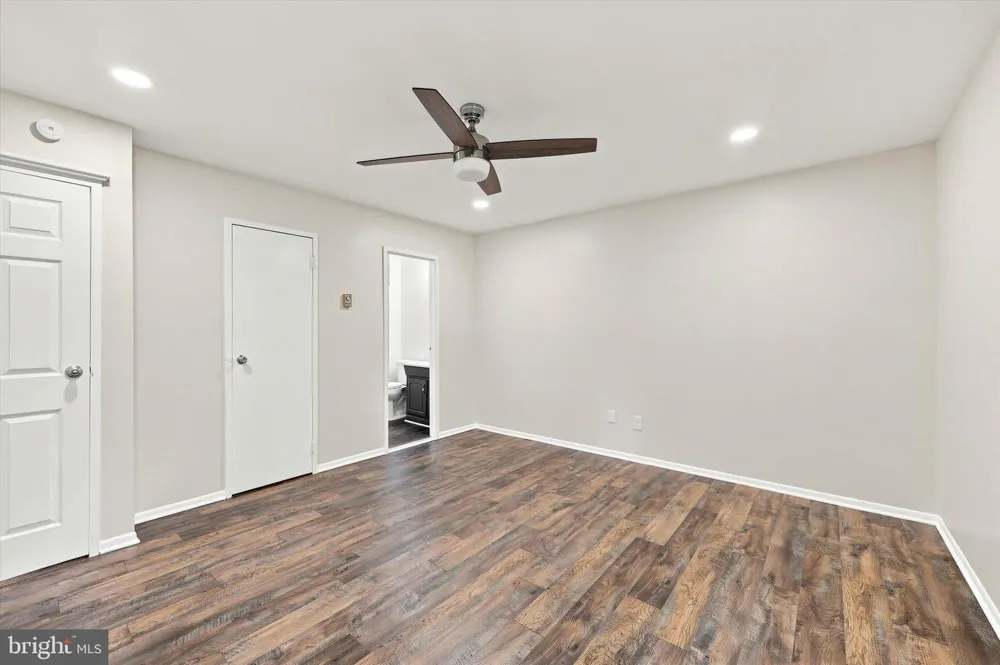100 CAMPBELL CIRCLE #D-33 Downingtown, PA 19335