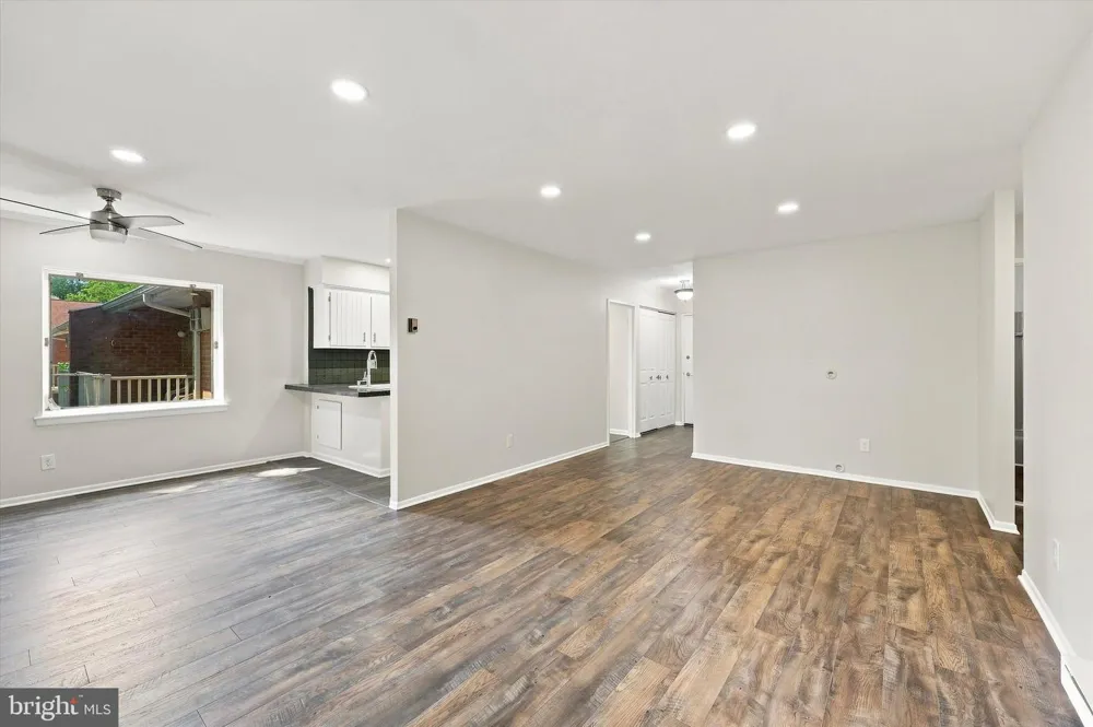 100 CAMPBELL CIRCLE #D-33 Downingtown, PA 19335