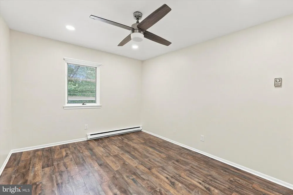 100 CAMPBELL CIRCLE #D-33 Downingtown, PA 19335