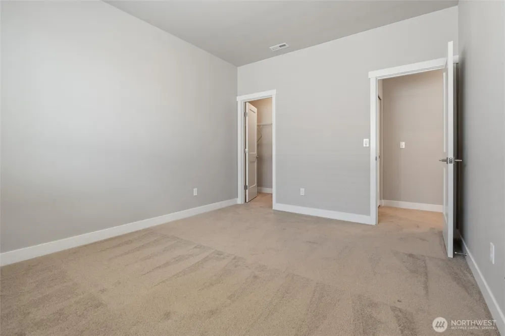 1407 Baker Heights Loop Bremerton, WA 98312
