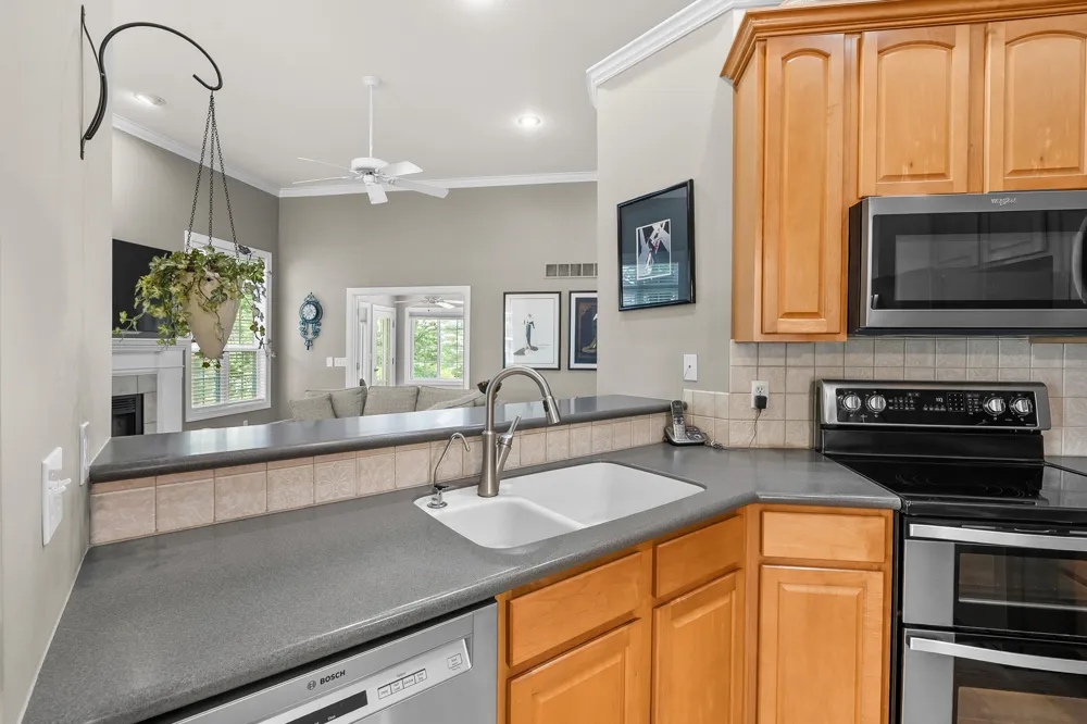 8514 Hathaway Road Oshtemo Charter Township, MI 49009