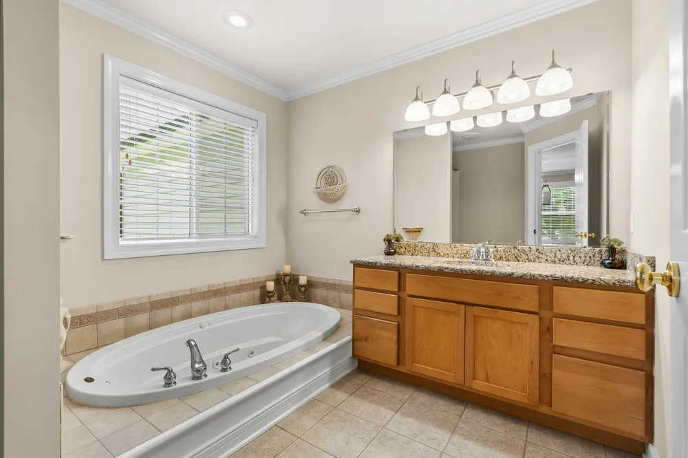 8514 Hathaway Road Oshtemo Charter Township, MI 49009