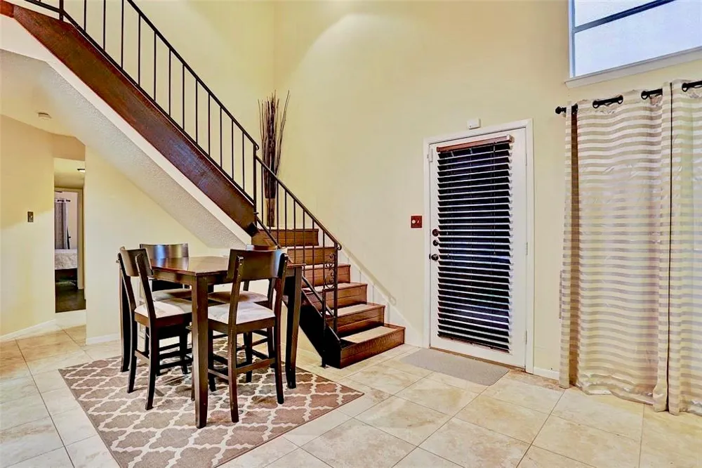 963 Althea Drive Houston, TX 77018