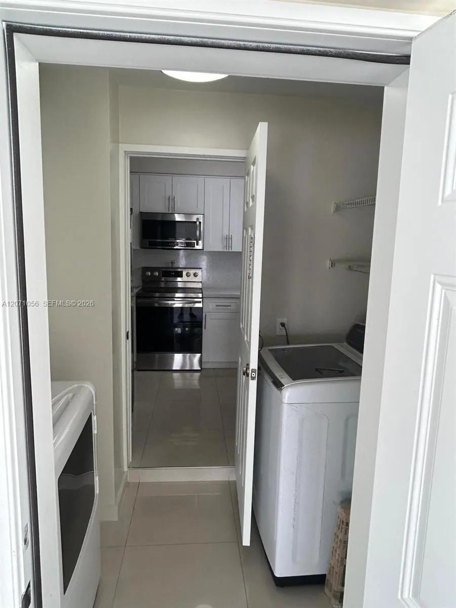 7637 Ramona St Miramar, FL 33023