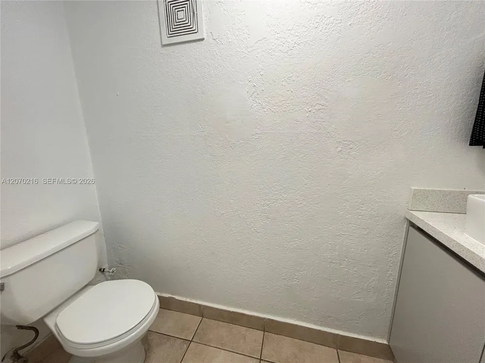 8500 SW 109th Ave #6-220 Miami, FL 33173