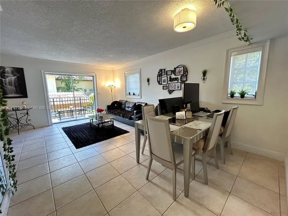 8500 SW 109th Ave #6-220 Miami, FL 33173