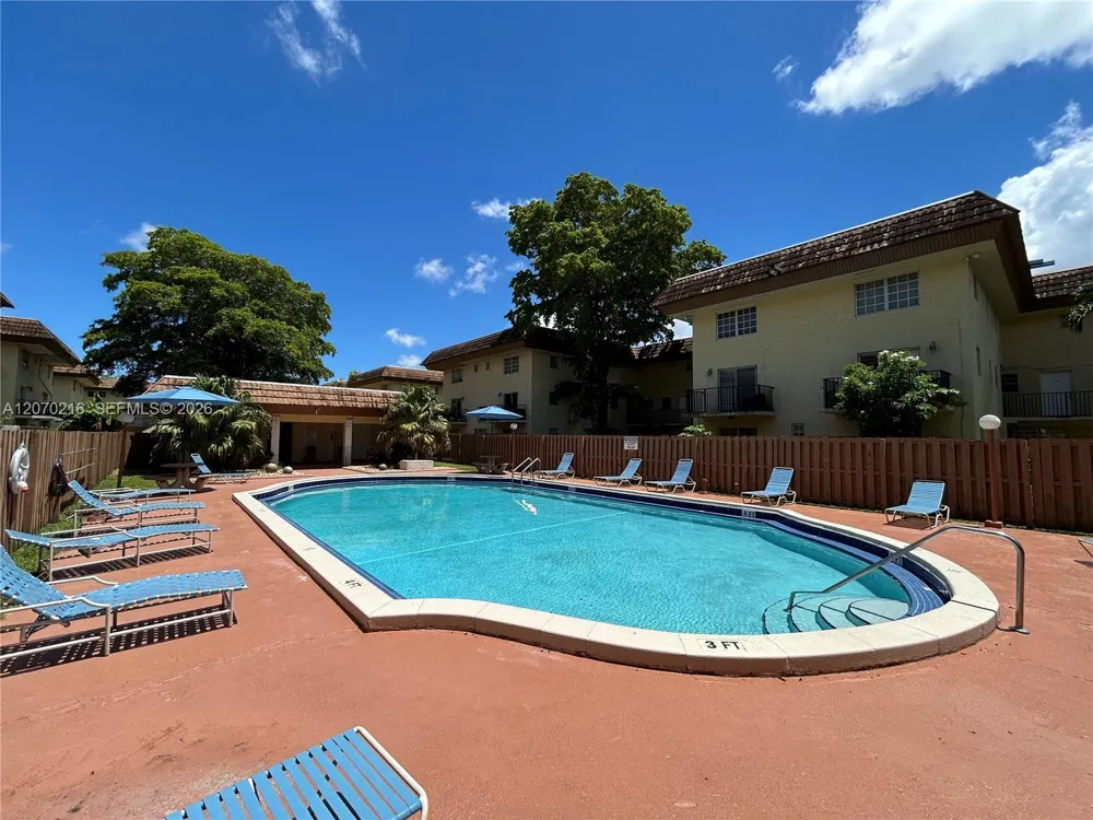 8500 SW 109th Ave #6-220 Miami, FL 33173