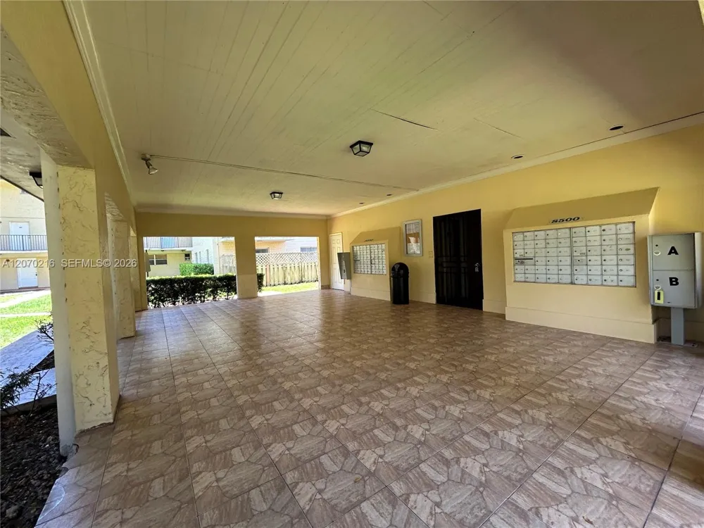 8500 SW 109th Ave #6-220 Miami, FL 33173