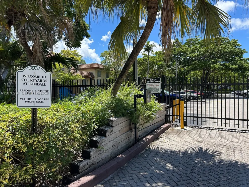 8500 SW 109th Ave #6-220 Miami, FL 33173