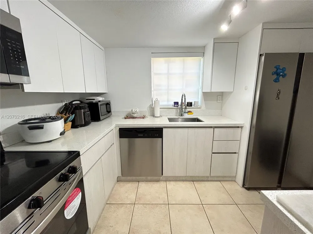 8500 SW 109th Ave #6-220 Miami, FL 33173