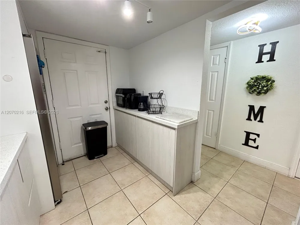 8500 SW 109th Ave #6-220 Miami, FL 33173