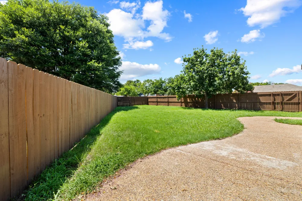 2006 Toulon Lane Carrollton, TX 75007