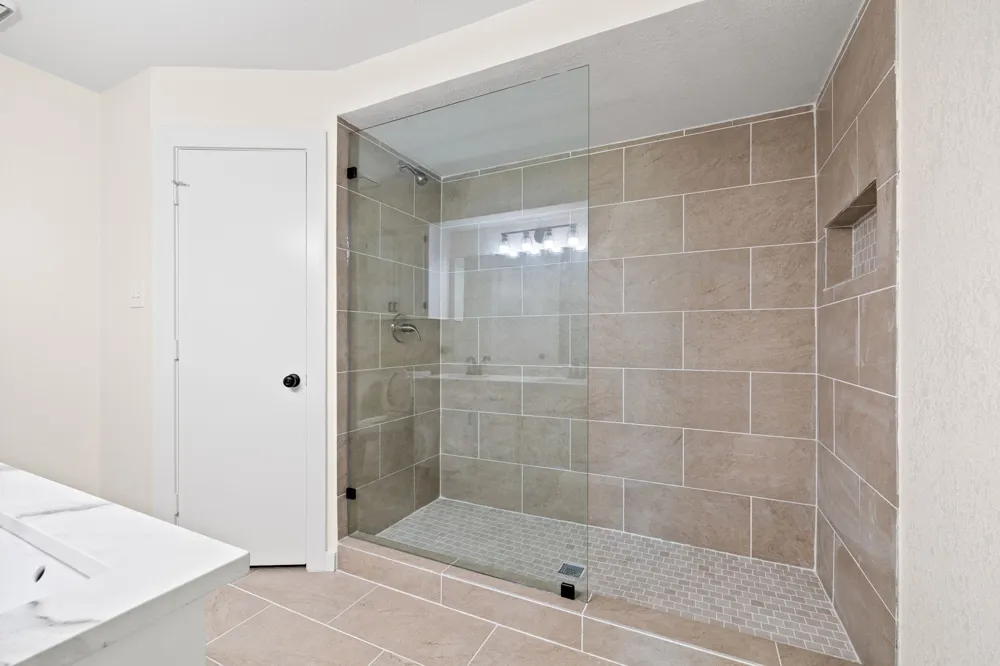 2006 Toulon Lane Carrollton, TX 75007