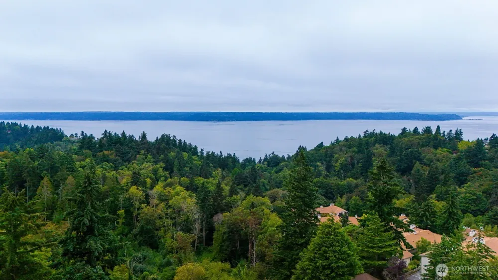 13367 Ambaum Boulevard SW Burien, WA 98146