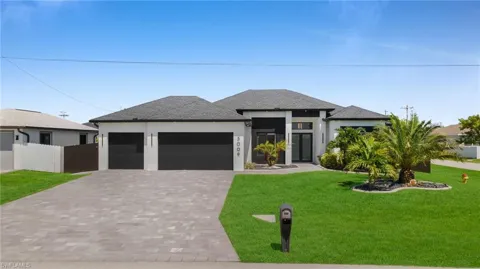 3009 SW 16th Place