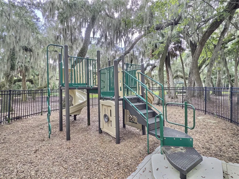 4 TURKEY OAK LANE Palm Coast, FL 32137