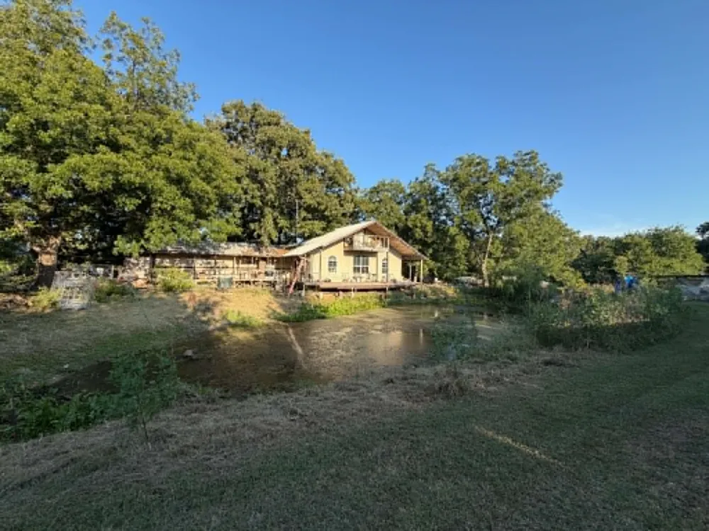2707 S State Highway 121 Highway S Bonham, TX 75418