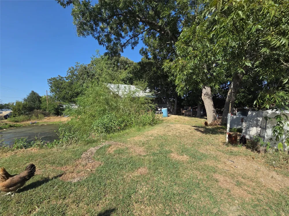 2707 S State Highway 121 Highway S Bonham, TX 75418