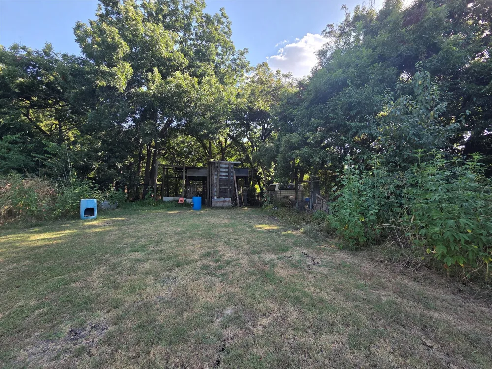 2707 S State Highway 121 Highway S Bonham, TX 75418