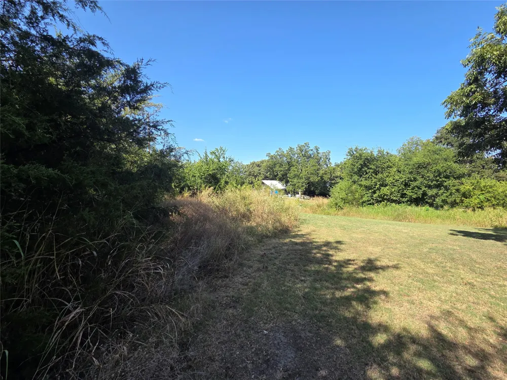 2707 S State Highway 121 Highway S Bonham, TX 75418
