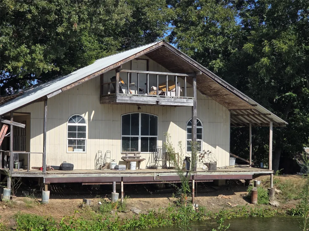 2707 S State Highway 121 Highway S Bonham, TX 75418