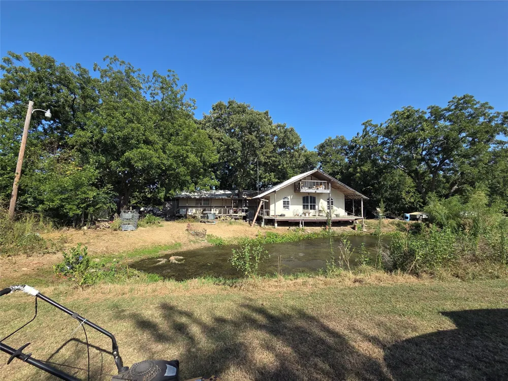2707 S State Highway 121 Highway S Bonham, TX 75418