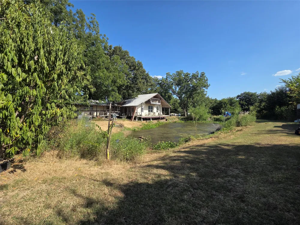 2707 S State Highway 121 Highway S Bonham, TX 75418