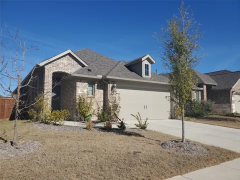 2321 Birdwell Cove