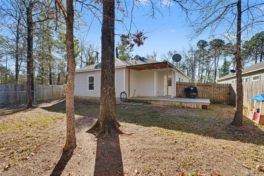 186 Village Cove Loop Livingston, TX 77351