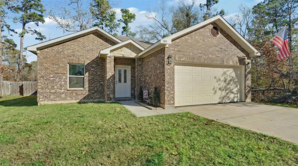 186 Village Cove Loop Livingston, TX 77351