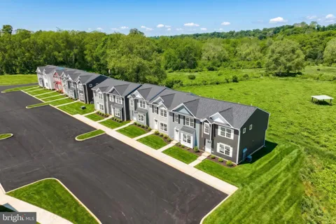 157 SPANGLERS MILL RD #220