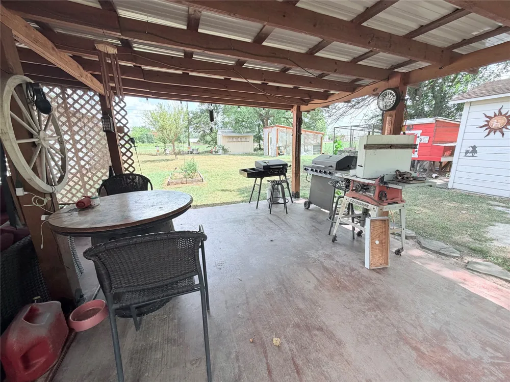 617 W 7th Street Kiowa, OK 74553