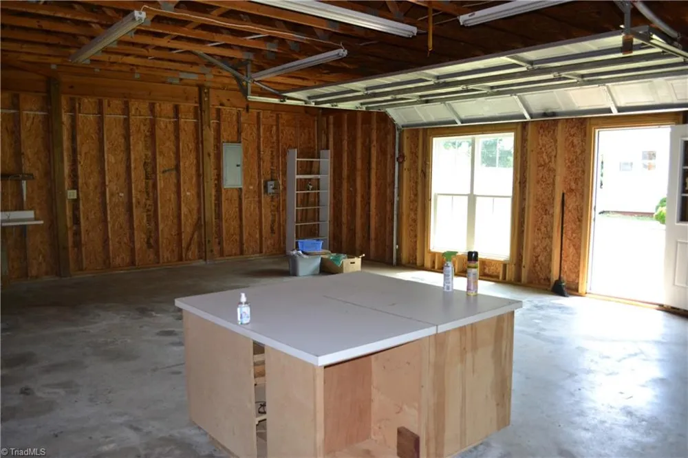 504 W Murphy Street Madison, NC 27025