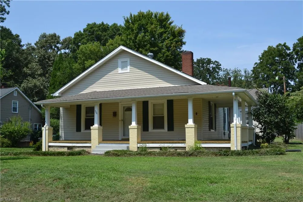 504 W Murphy Street Madison, NC 27025