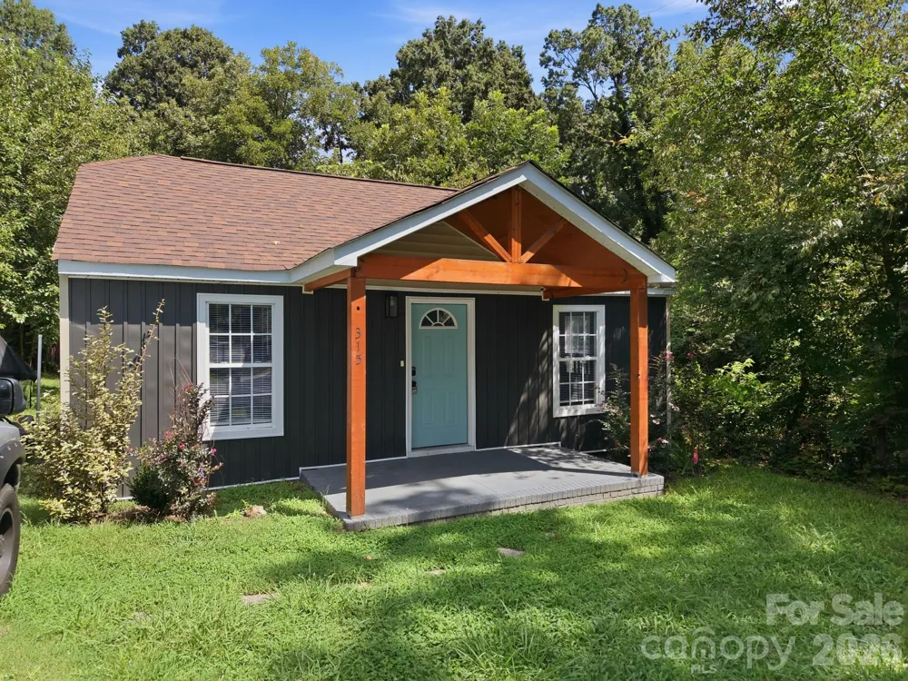 315 Pineview Street Kannapolis, NC 28083