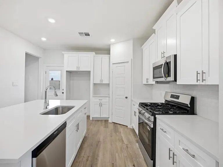 2407 Outpost Canyon Drive Iowa Colony, TX 77583