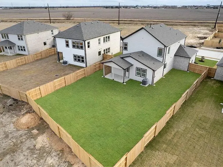 2407 Outpost Canyon Drive Iowa Colony, TX 77583