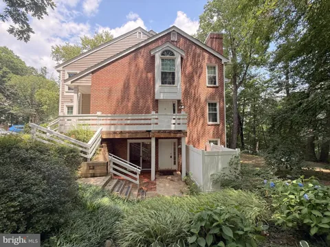 11100 BEAVER TRAIL COURT