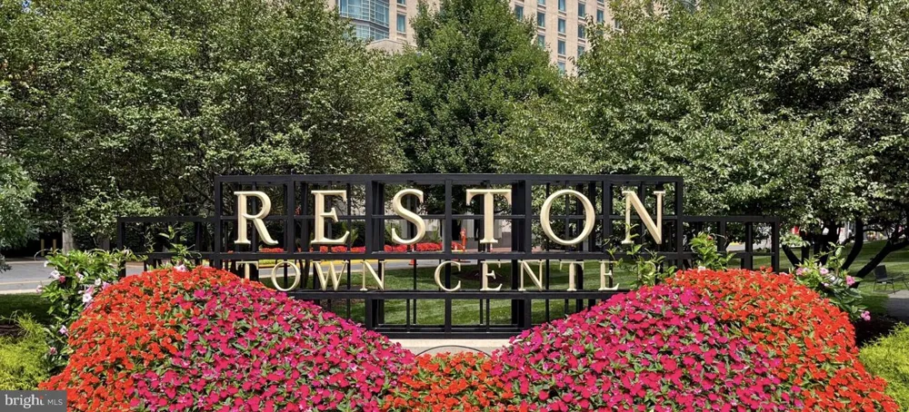 11100 BEAVER TRAIL COURT Reston, VA 20191