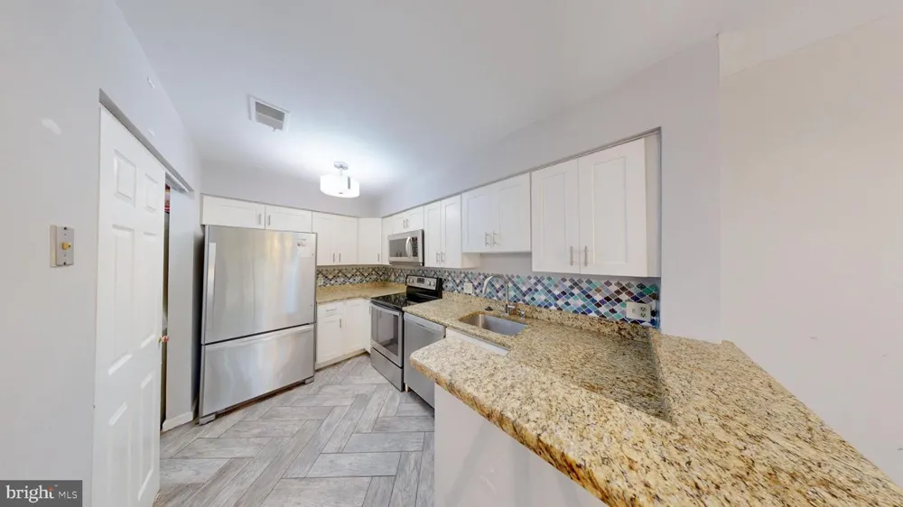 11100 BEAVER TRAIL COURT Reston, VA 20191